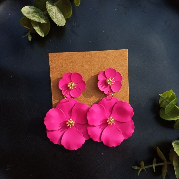 Hot Fuchsia Pink Floral Earrings - Picture 8 of 17
